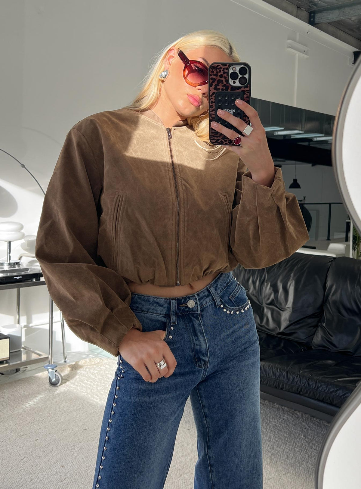 Chaqueta bomber de antelina Mastery color marrón