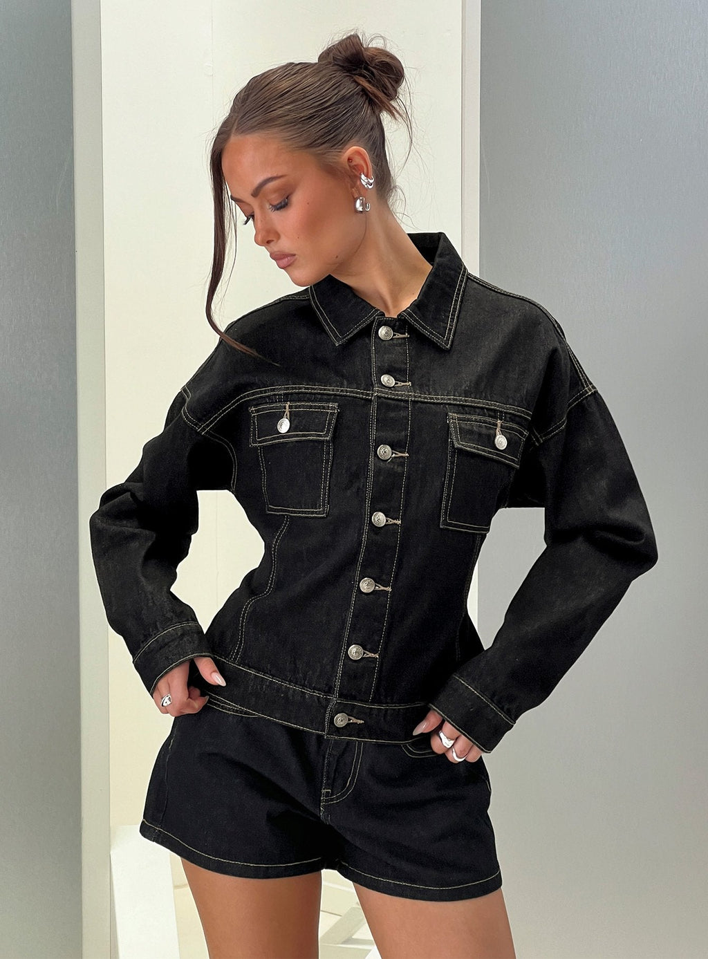 Chaqueta de mezclilla entallada Caresse en mezclilla cruda