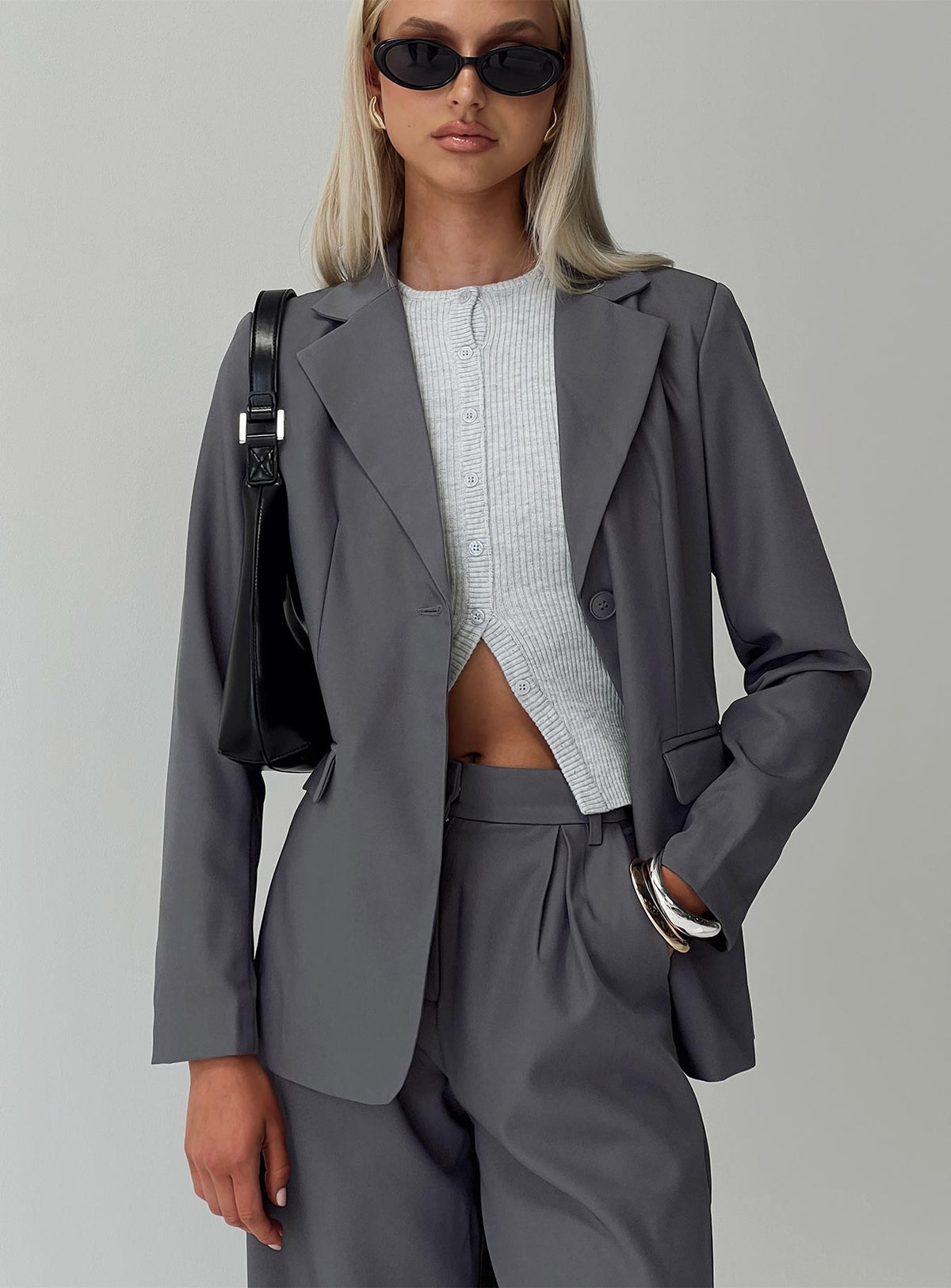 Americana relajada color gris marengo