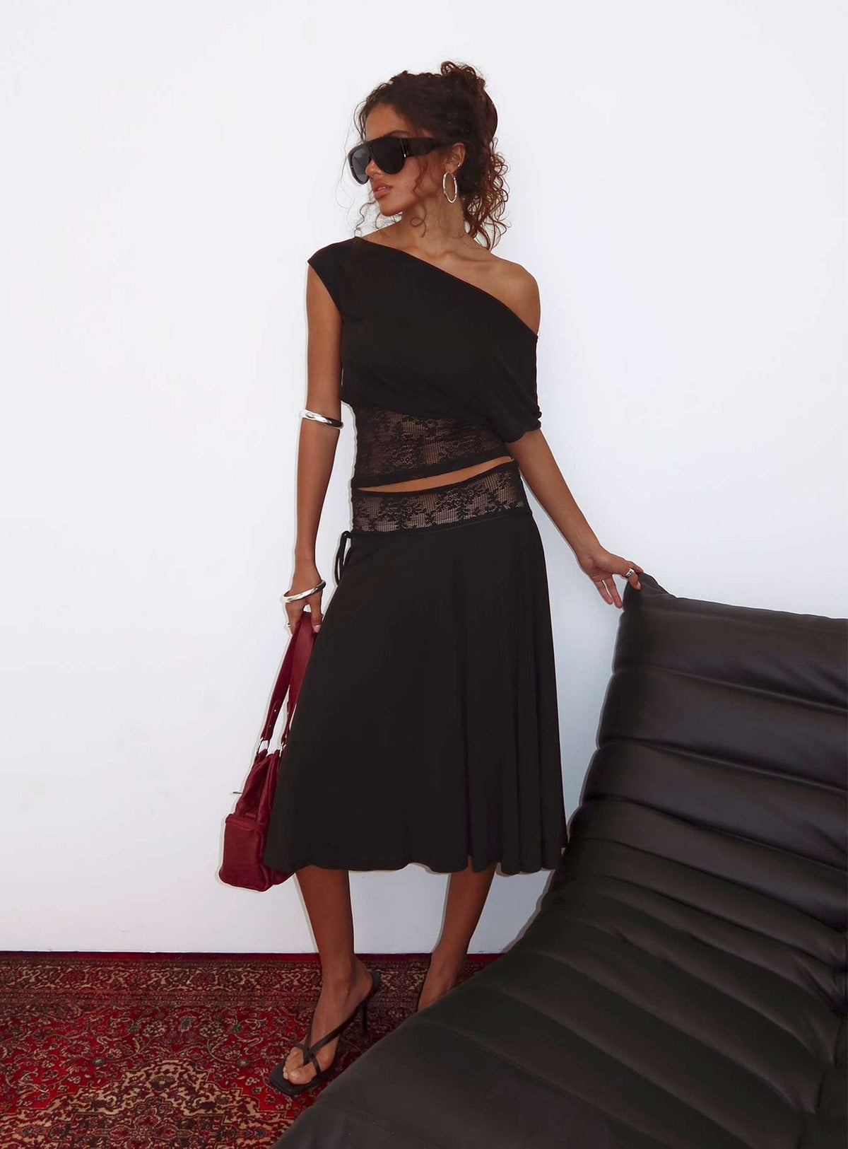 Falda midi de encaje Marienna negra
