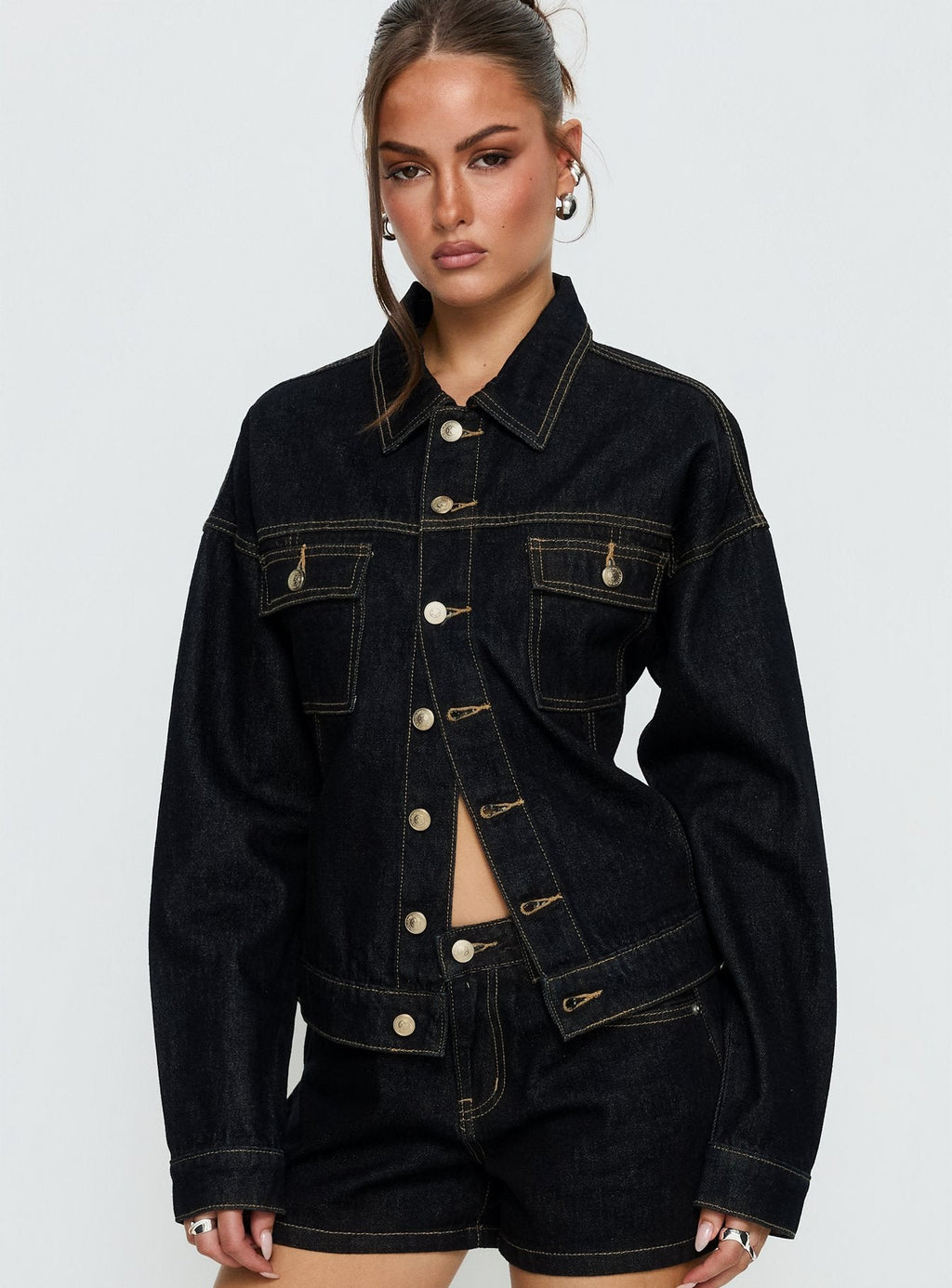 Chaqueta de mezclilla entallada Caresse en mezclilla cruda