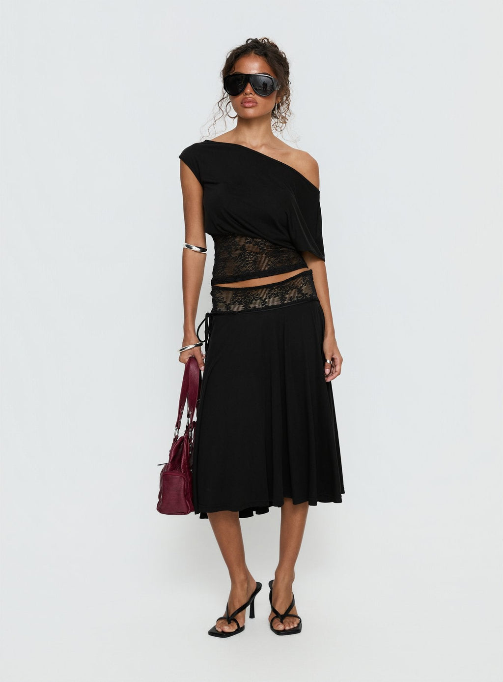 Falda midi de encaje Marienna negra