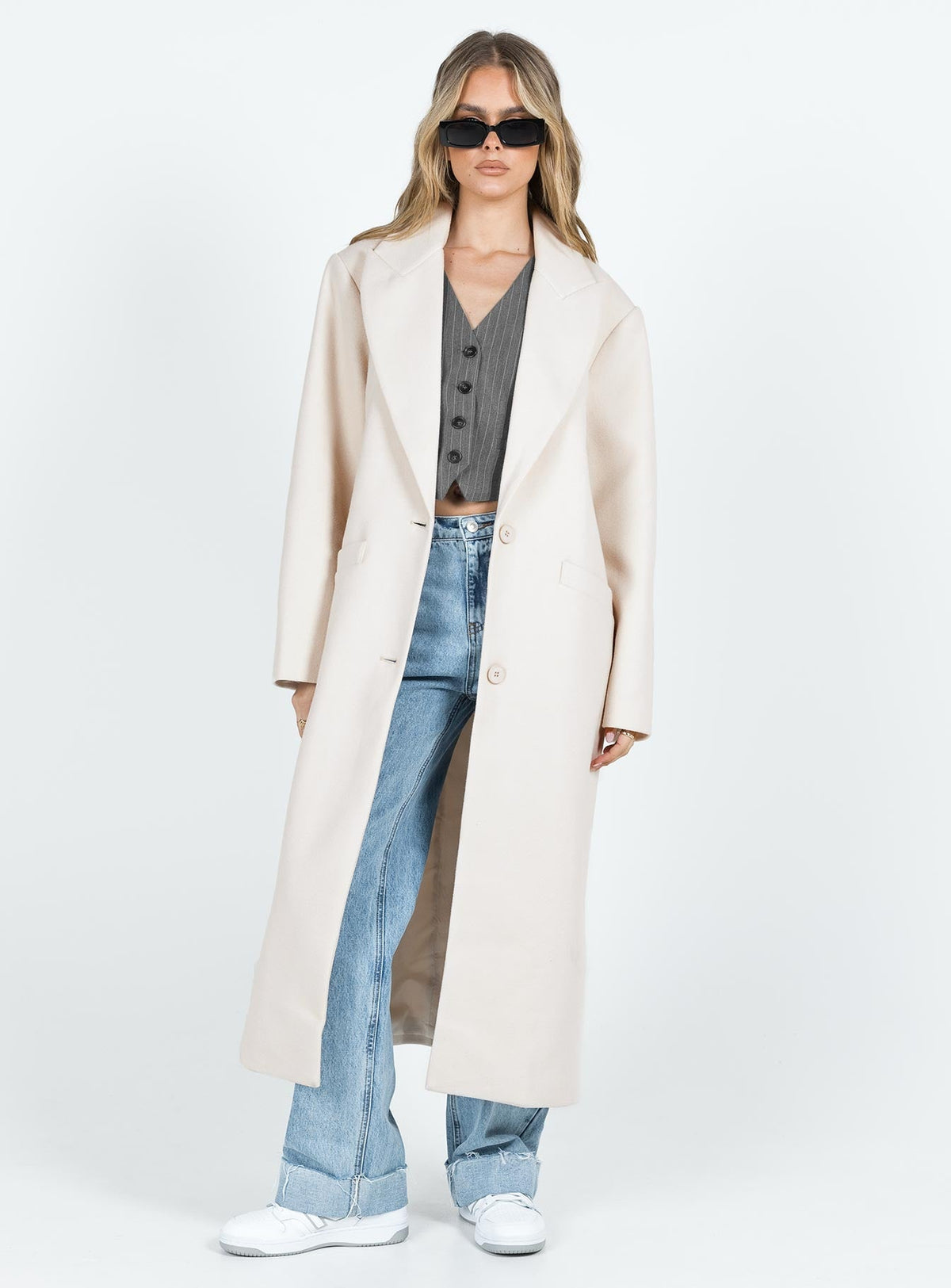 Abrigo Olsen color crema