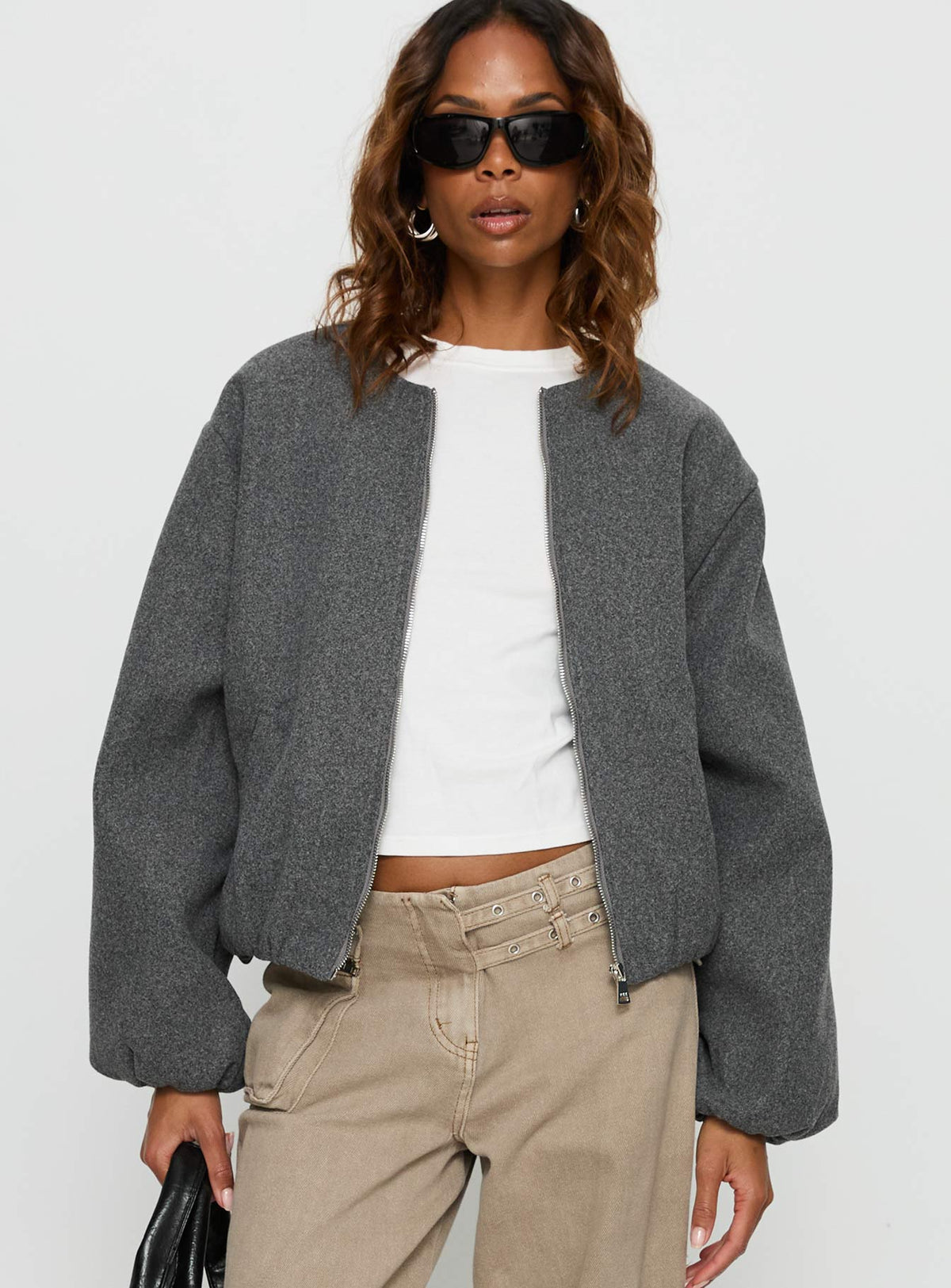 Chaqueta bomber corta Karletta gris