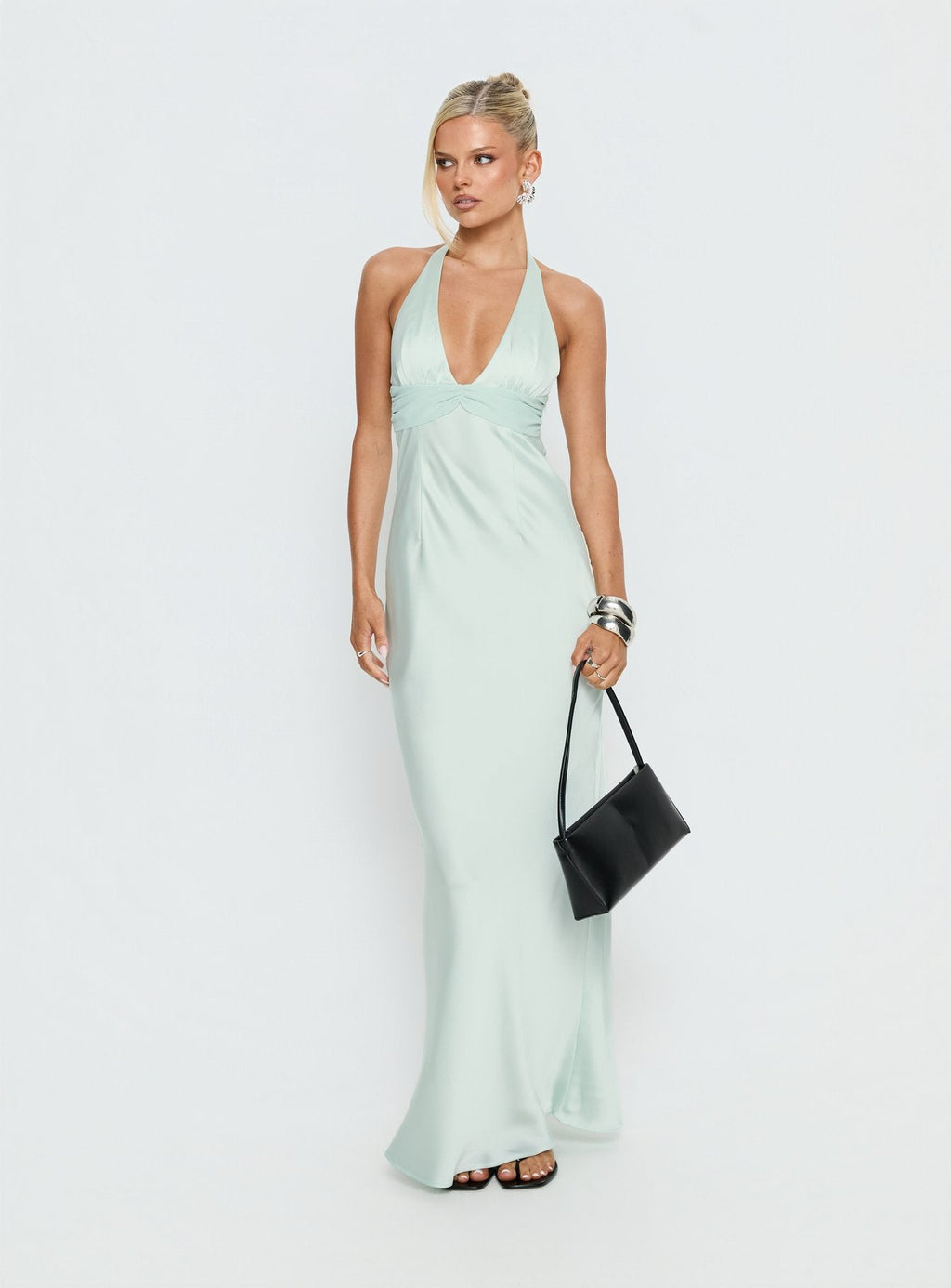Vestido largo con cuello halter Odyssa, verde menta