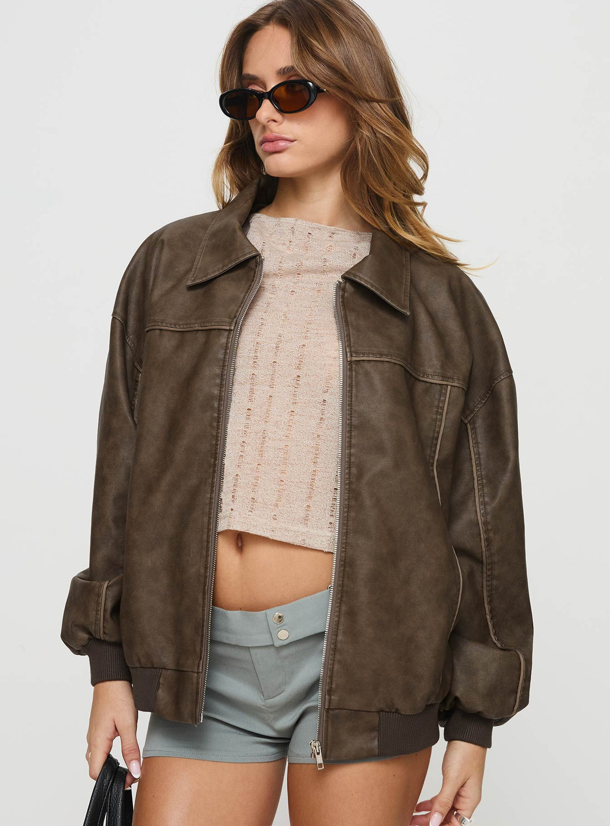 Chaqueta tipo bomber de piel sintética Goldsmith en marrón oscuro lavado