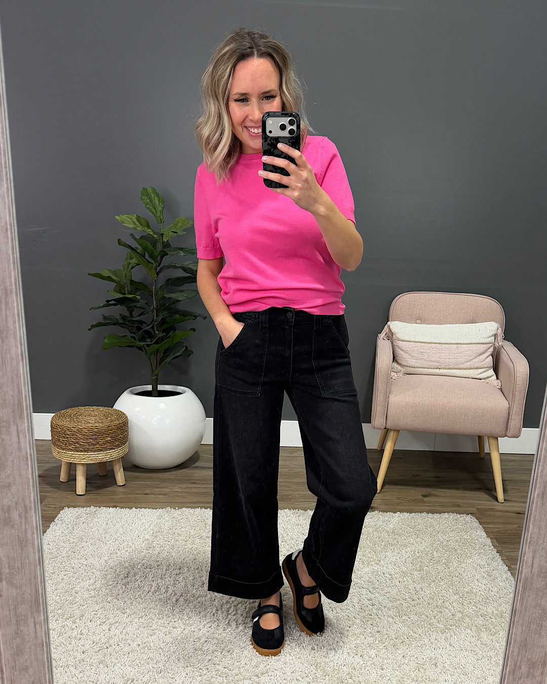 Jeans de pierna ancha Vervet Maggie con dobladillo enrollado y cintura elástica - Negro