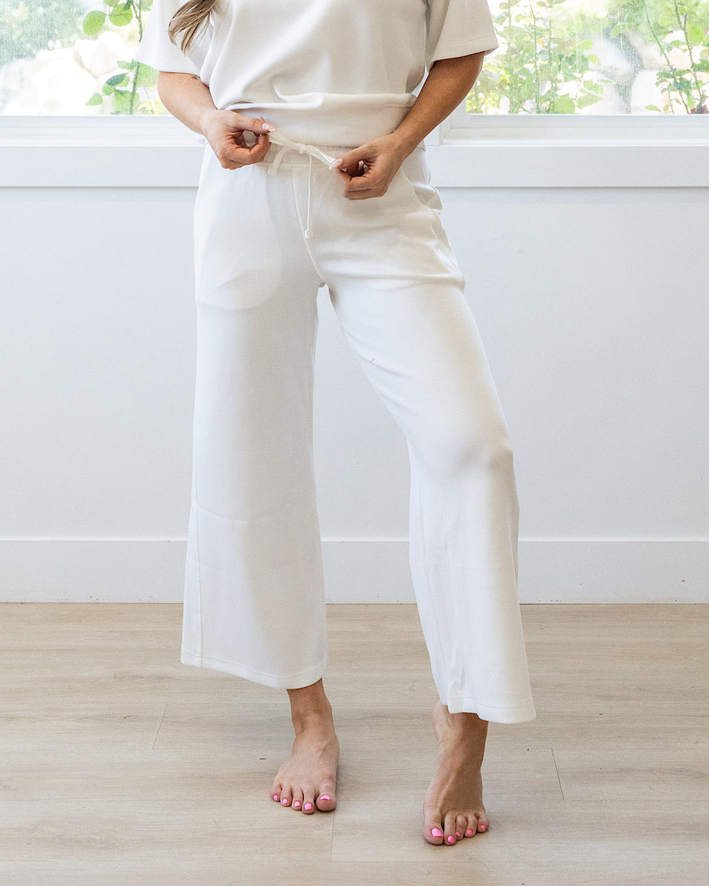 Pantalones anchos de tela scuba Kendall - Crema