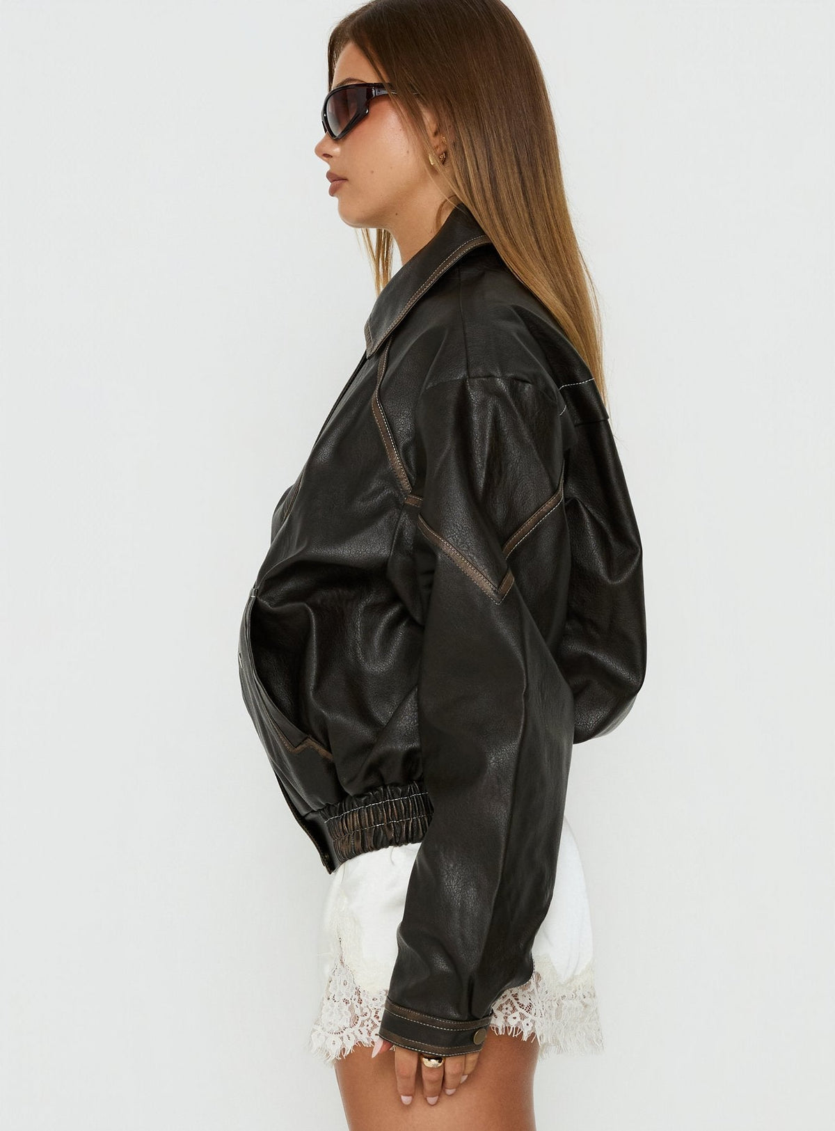 Chaqueta de piel sintética Jaxton marrón petite