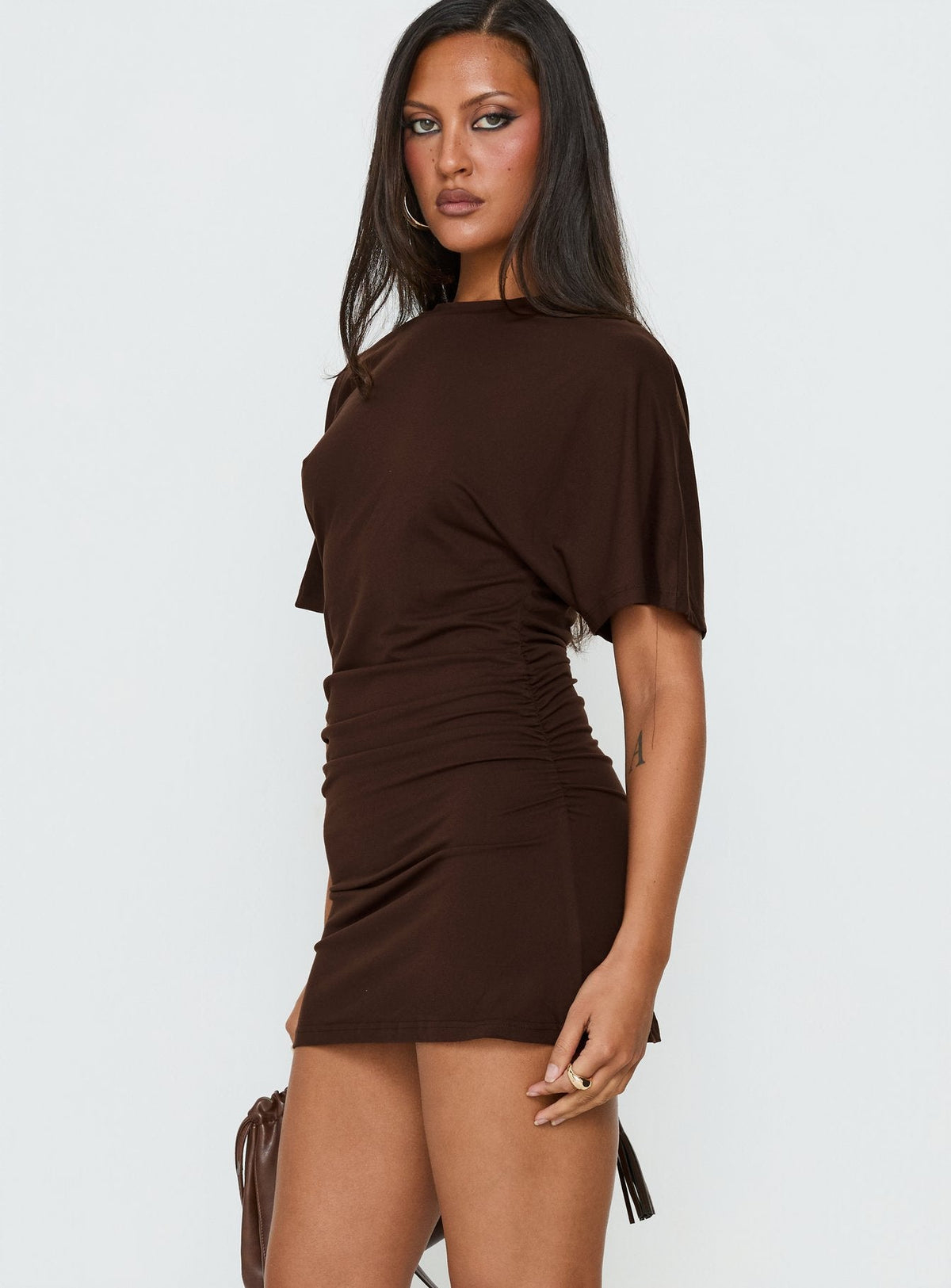 Minivestido fruncido Hunni tipo camisa marrón