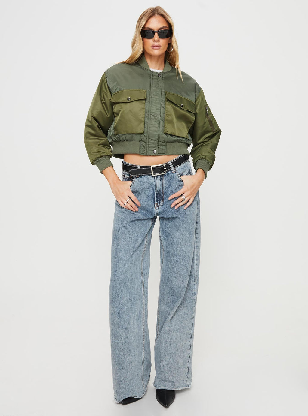 Chaqueta tipo bomber utilitaria Milener color oliva