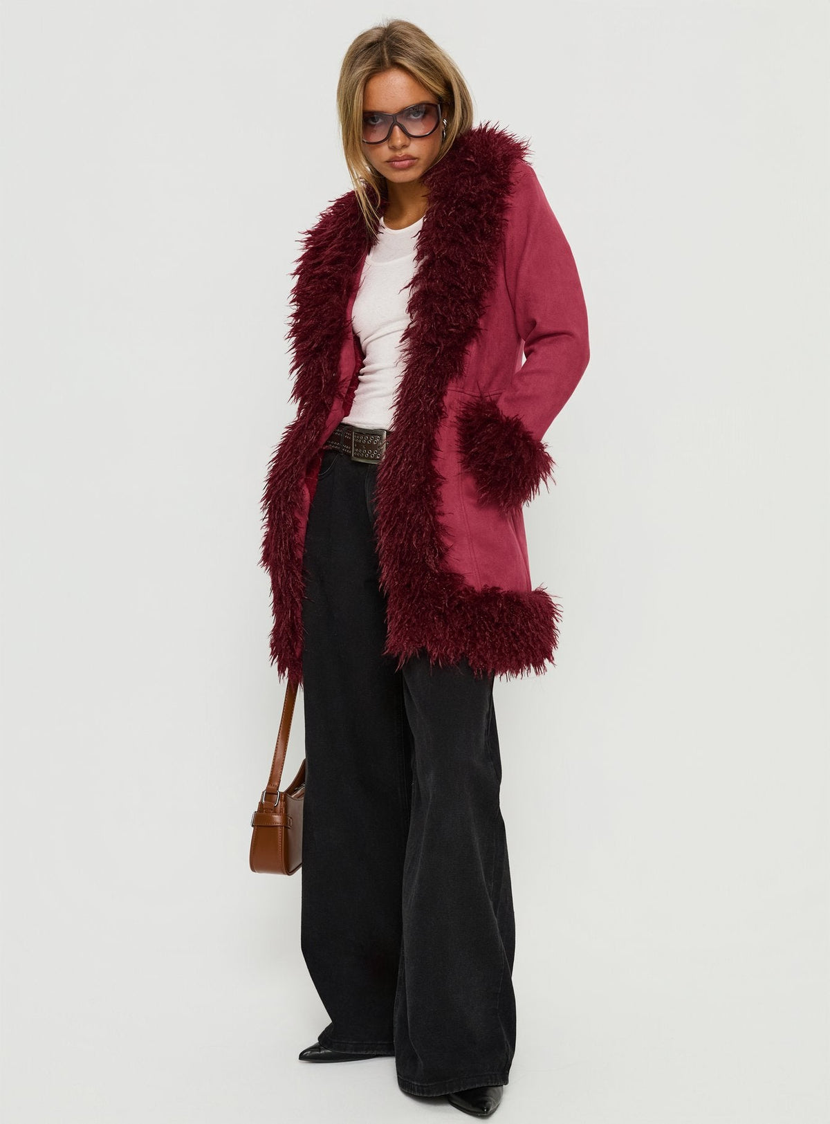 Chaqueta Josefina con detalle de pelo sintético color vino