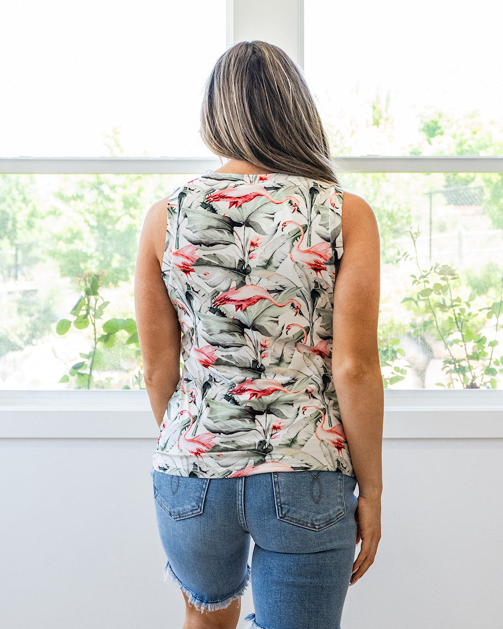 Camiseta sin mangas Noelle - Flamingos VENTA FINAL