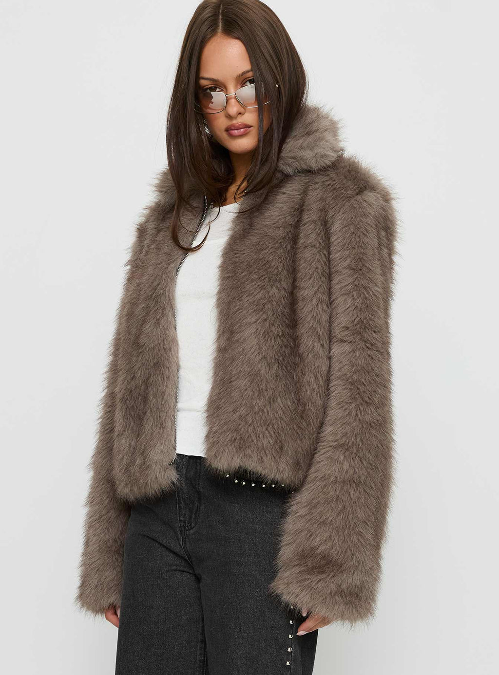 Chaqueta Kimberli con cuello de piel sintética marrón