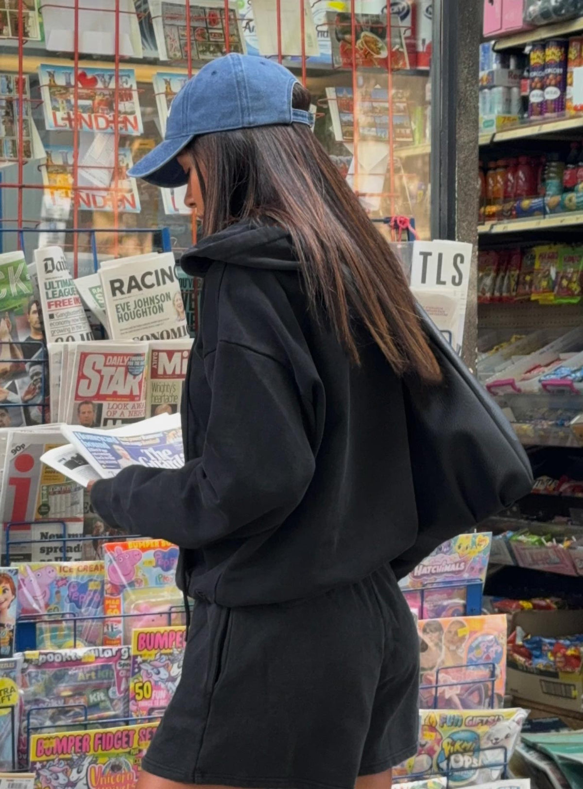 Sudadera con capucha extragrande All Day, negro lavado