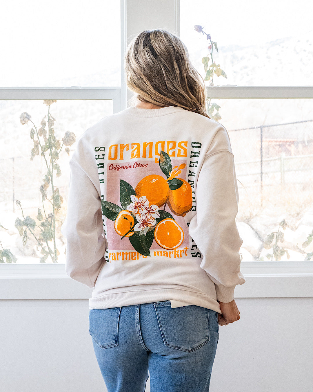 Sudadera color crema Oranges Vibes