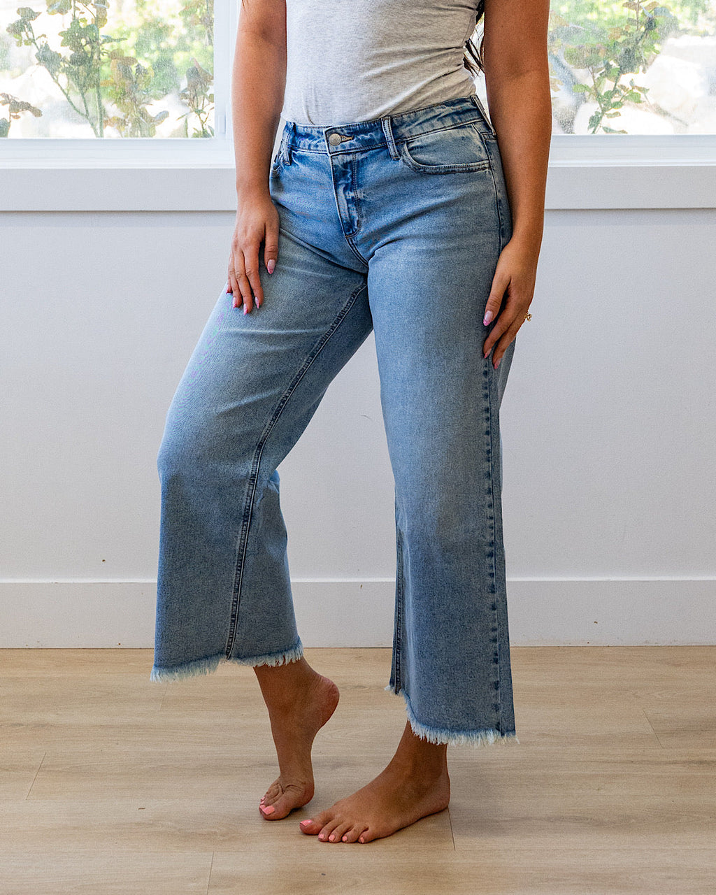 Jeans de pierna ancha Logan Fray Hem de KanCan