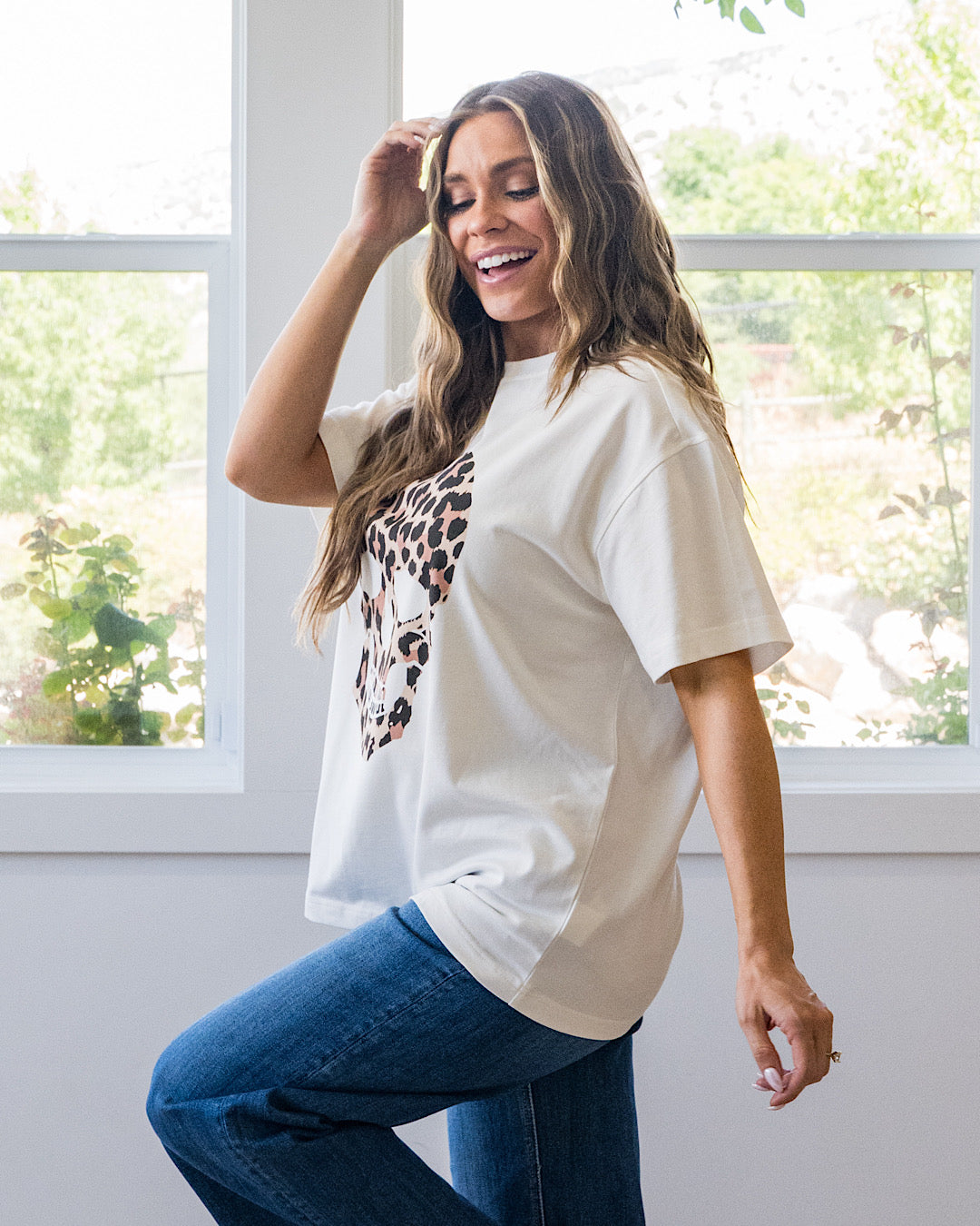 ¡NUEVO! Camiseta Boyfriend Purr-fectly Spooky de Ampersand Ave