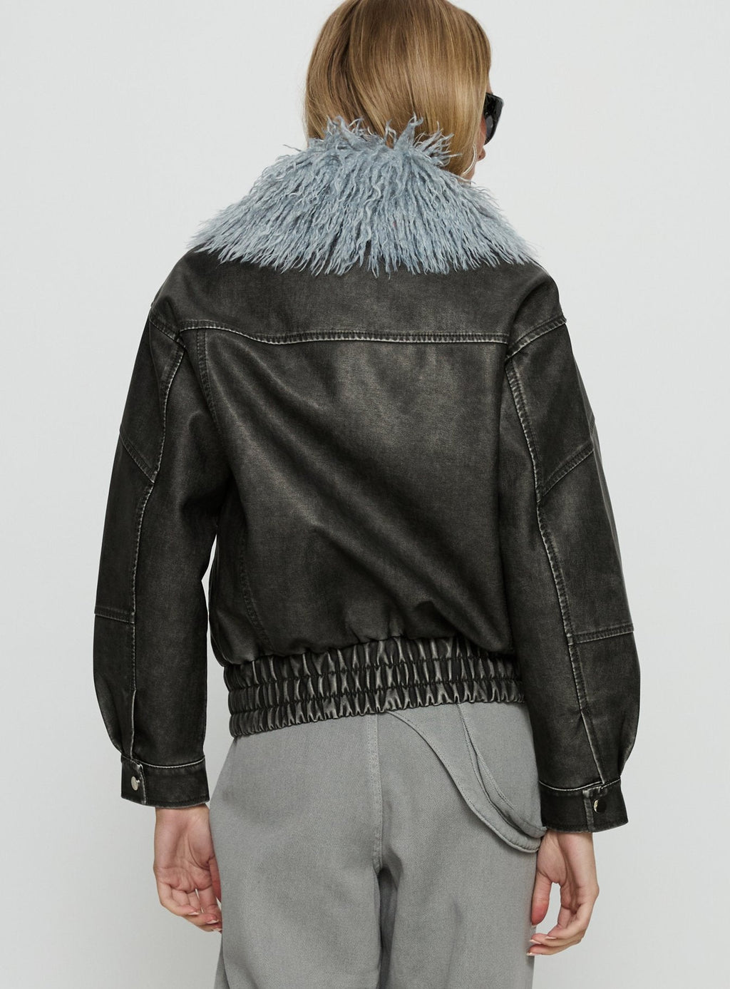 Chaqueta Brittanni con cuello de felpa negro / azul