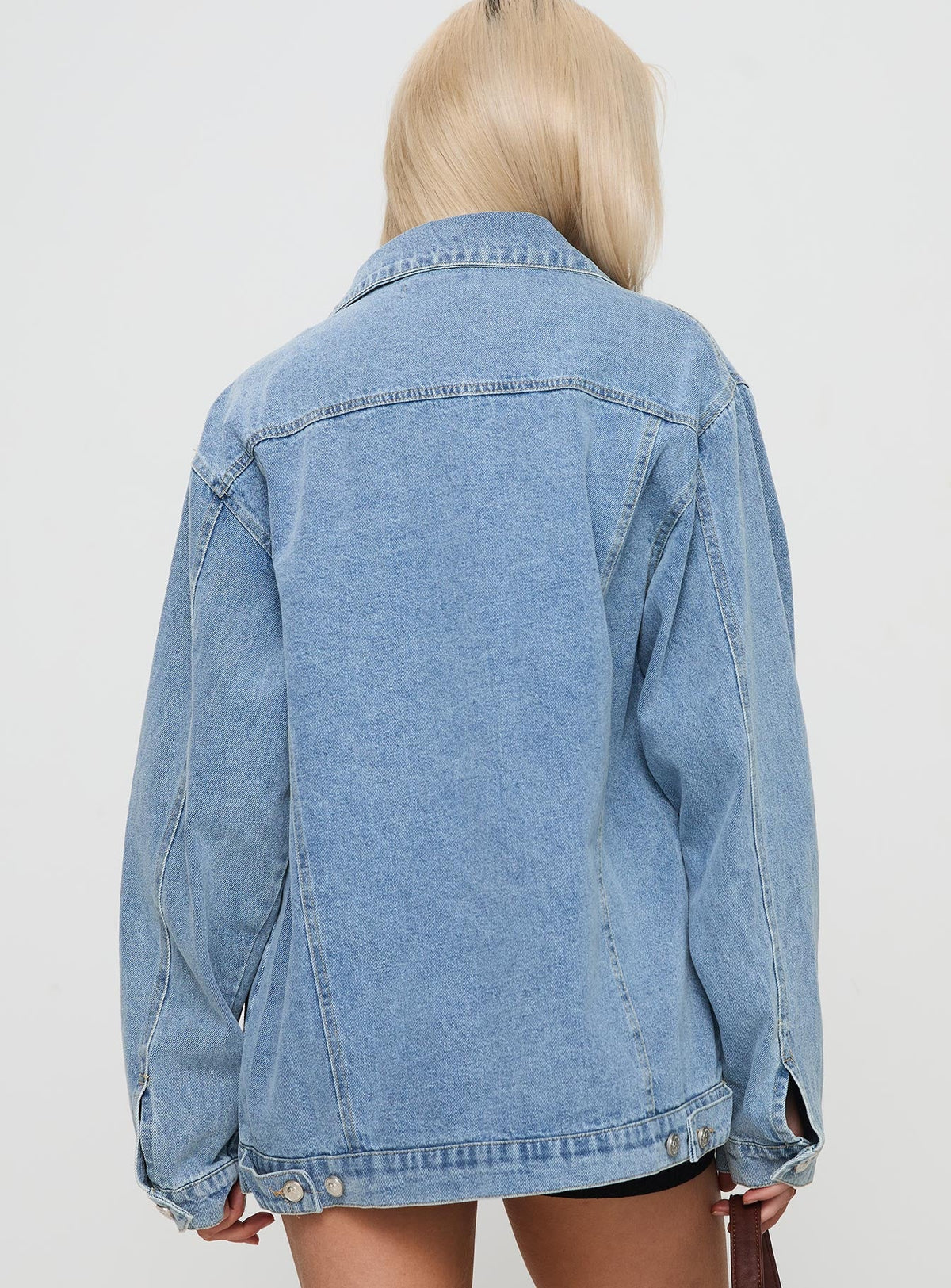 Chaqueta de mezclilla All You Need lavado claro