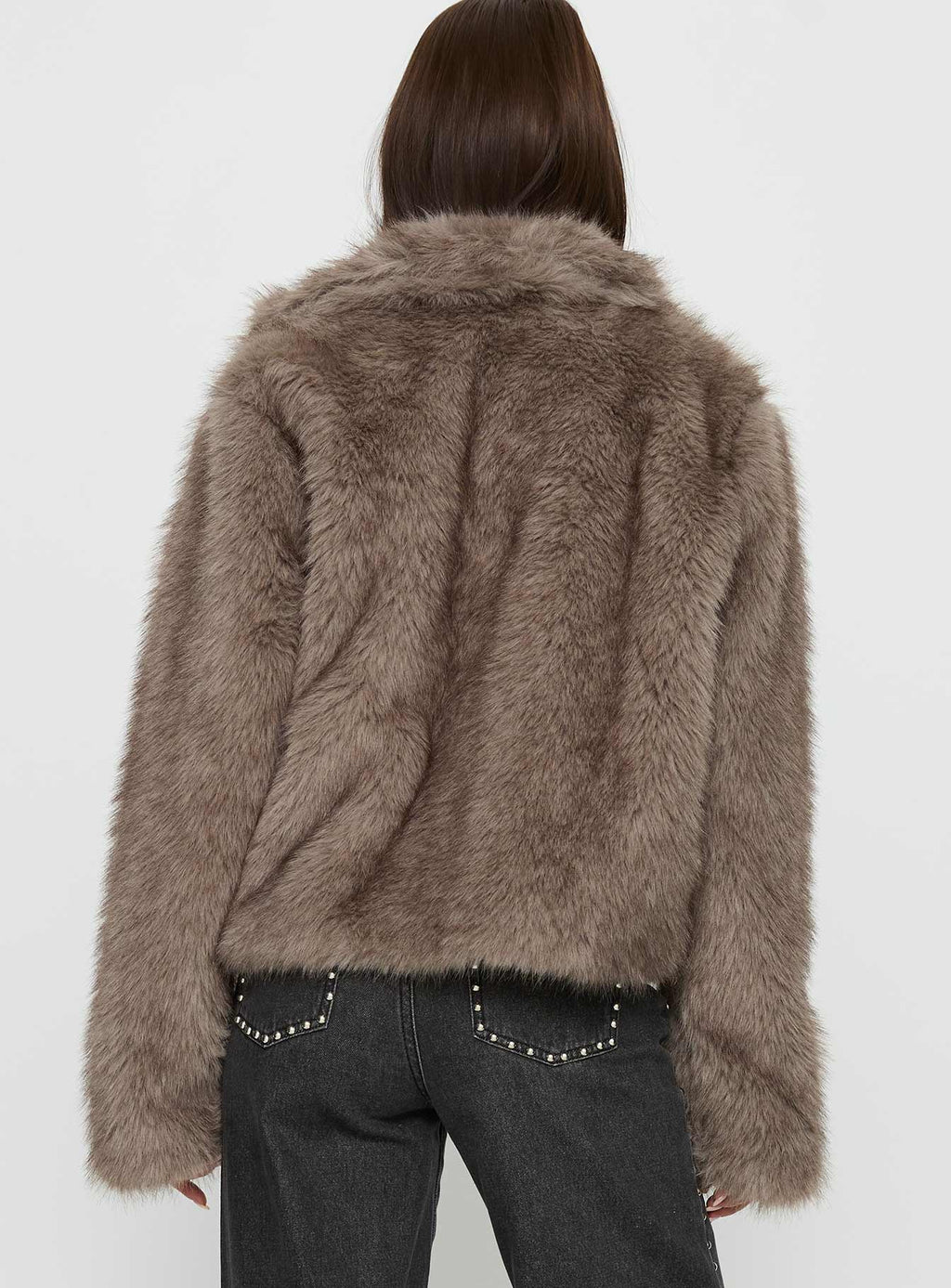 Chaqueta Kimberli con cuello de piel sintética marrón