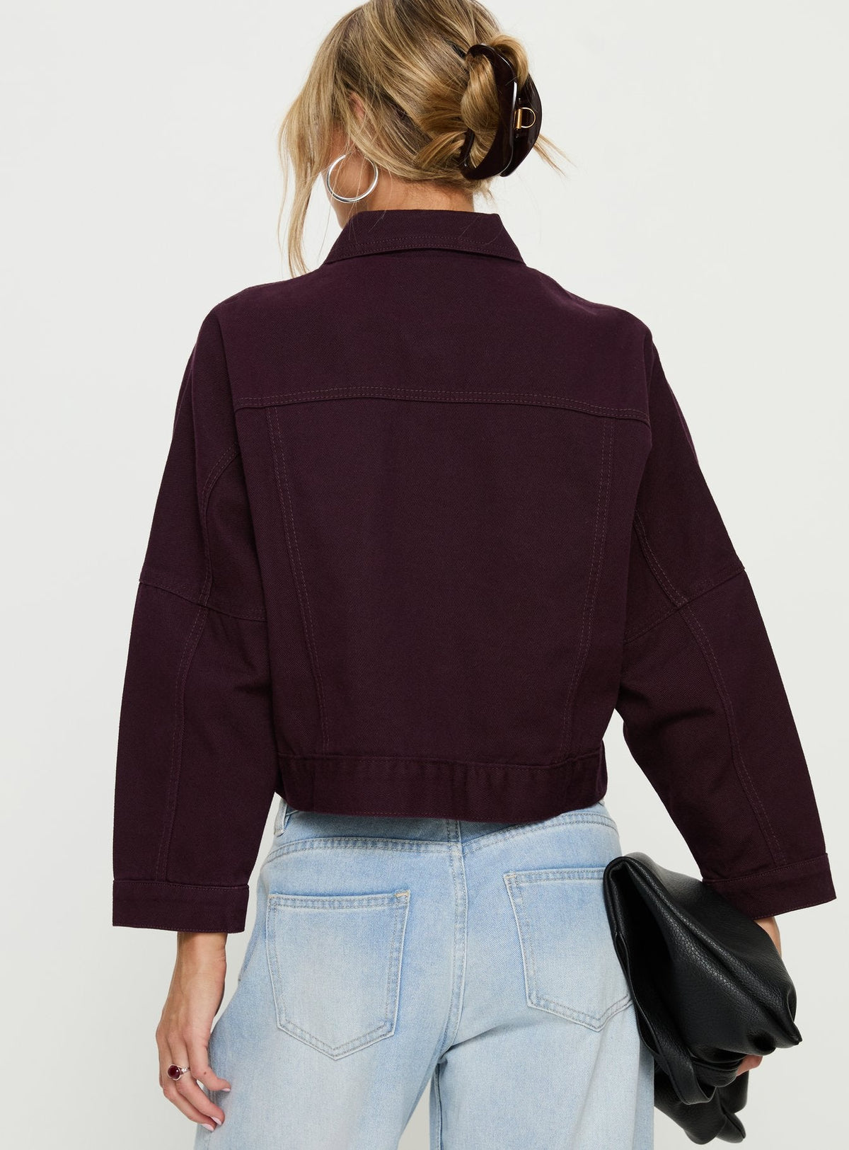Chaqueta vaquera Hughes color grosella