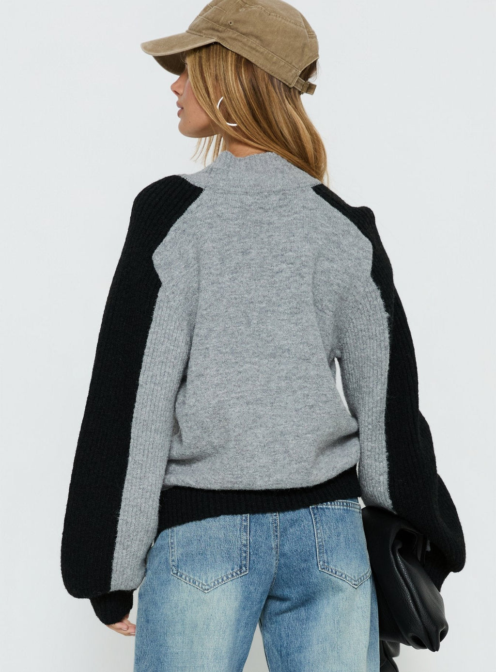 Jersey Asrar Gris / Negro