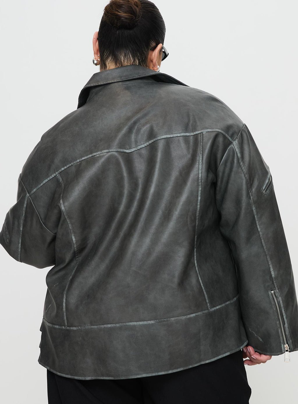 Chaqueta de piel sintética Magnets color carbón lavado, talla grande