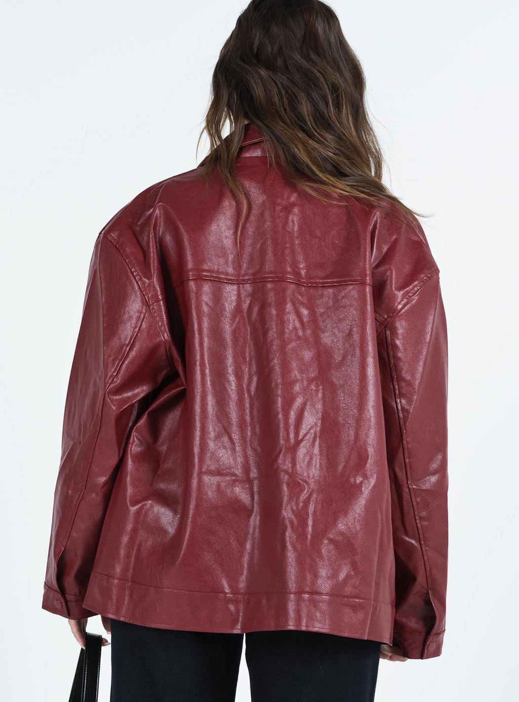 Chaqueta de piel sintética Callie color burdeos