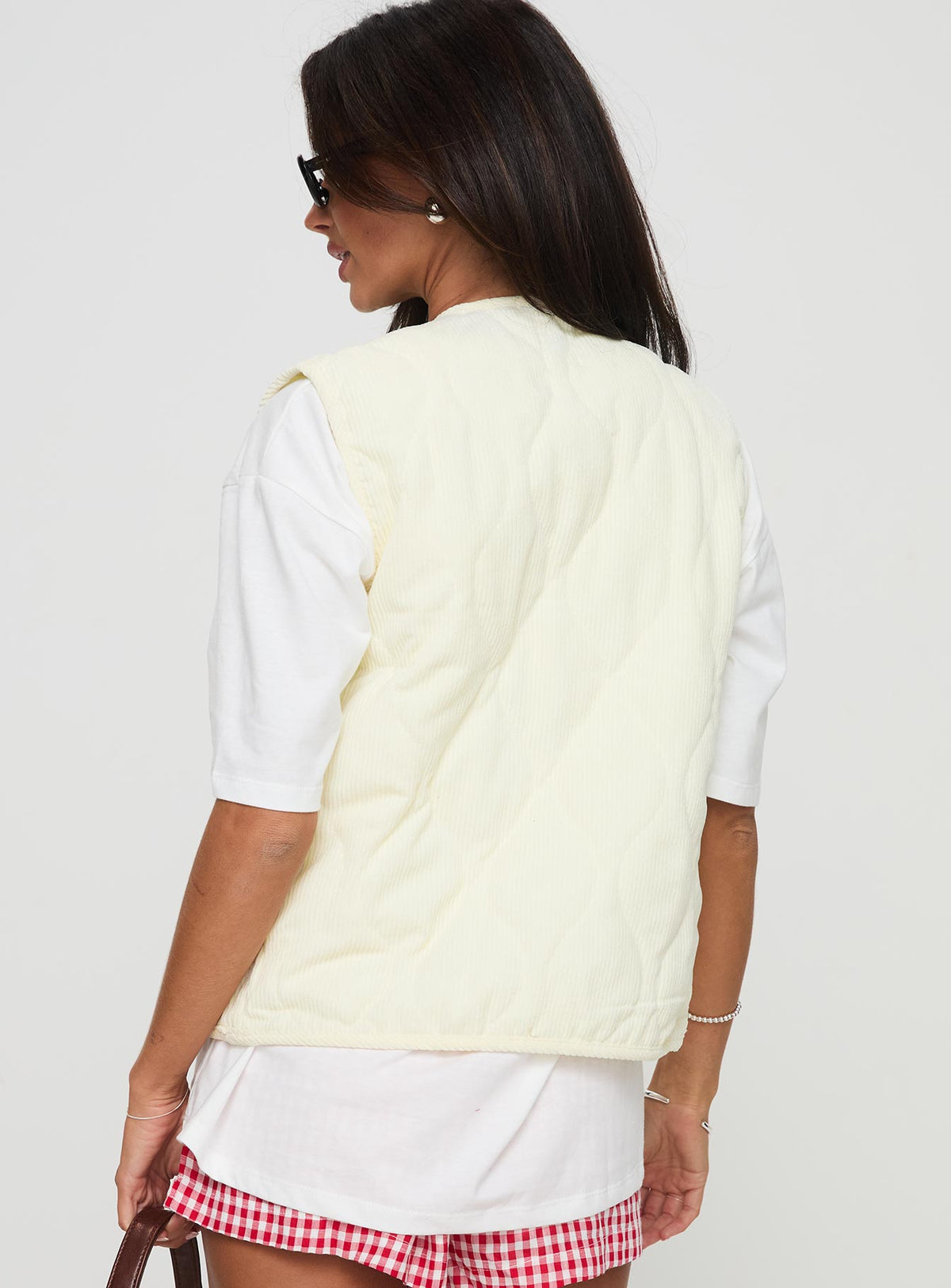 Chaleco acolchado Little Things color crema