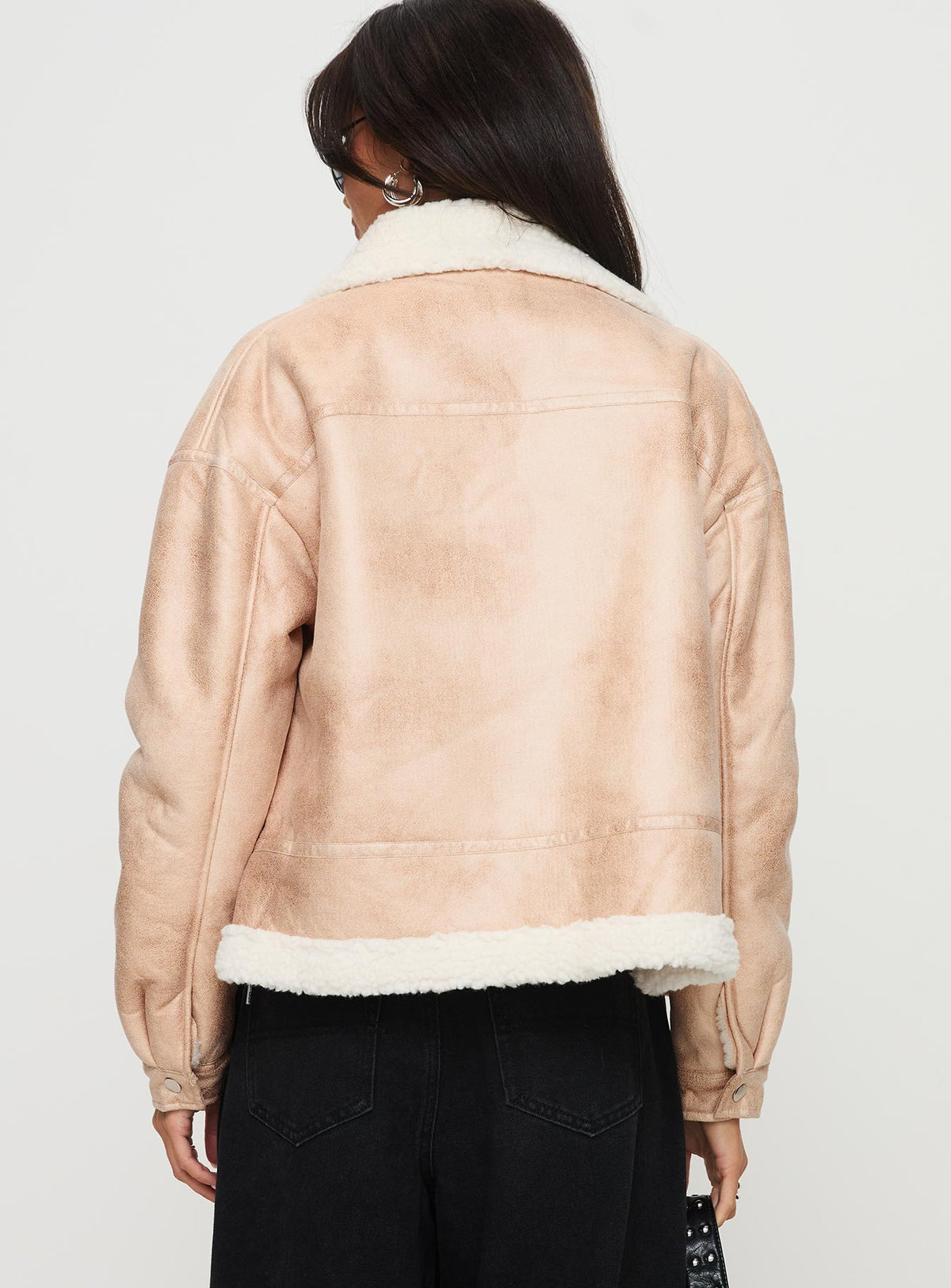 Chaqueta de piel sintética con borreguillo Solara color beige
