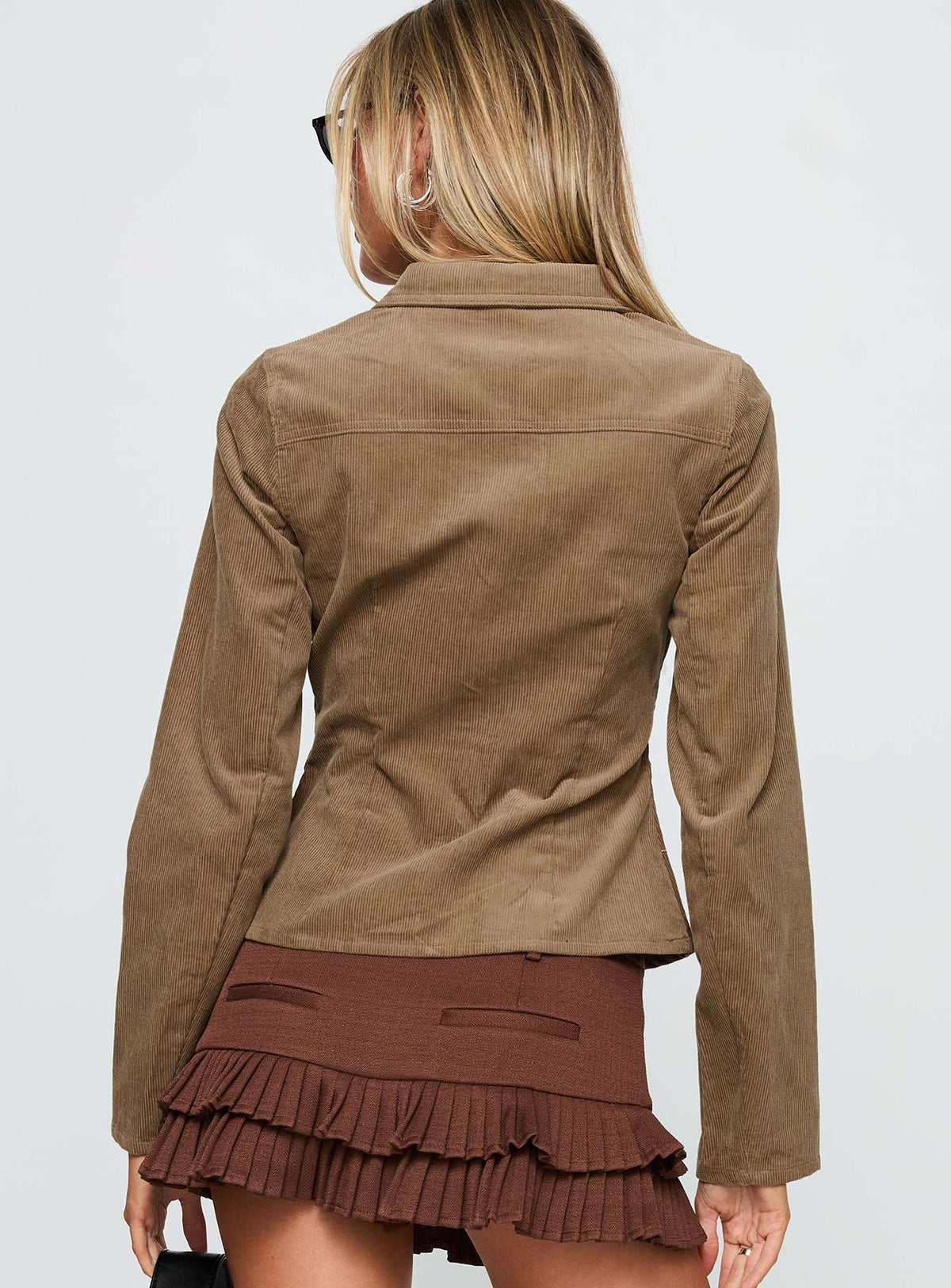Chaqueta Rohana color nogal