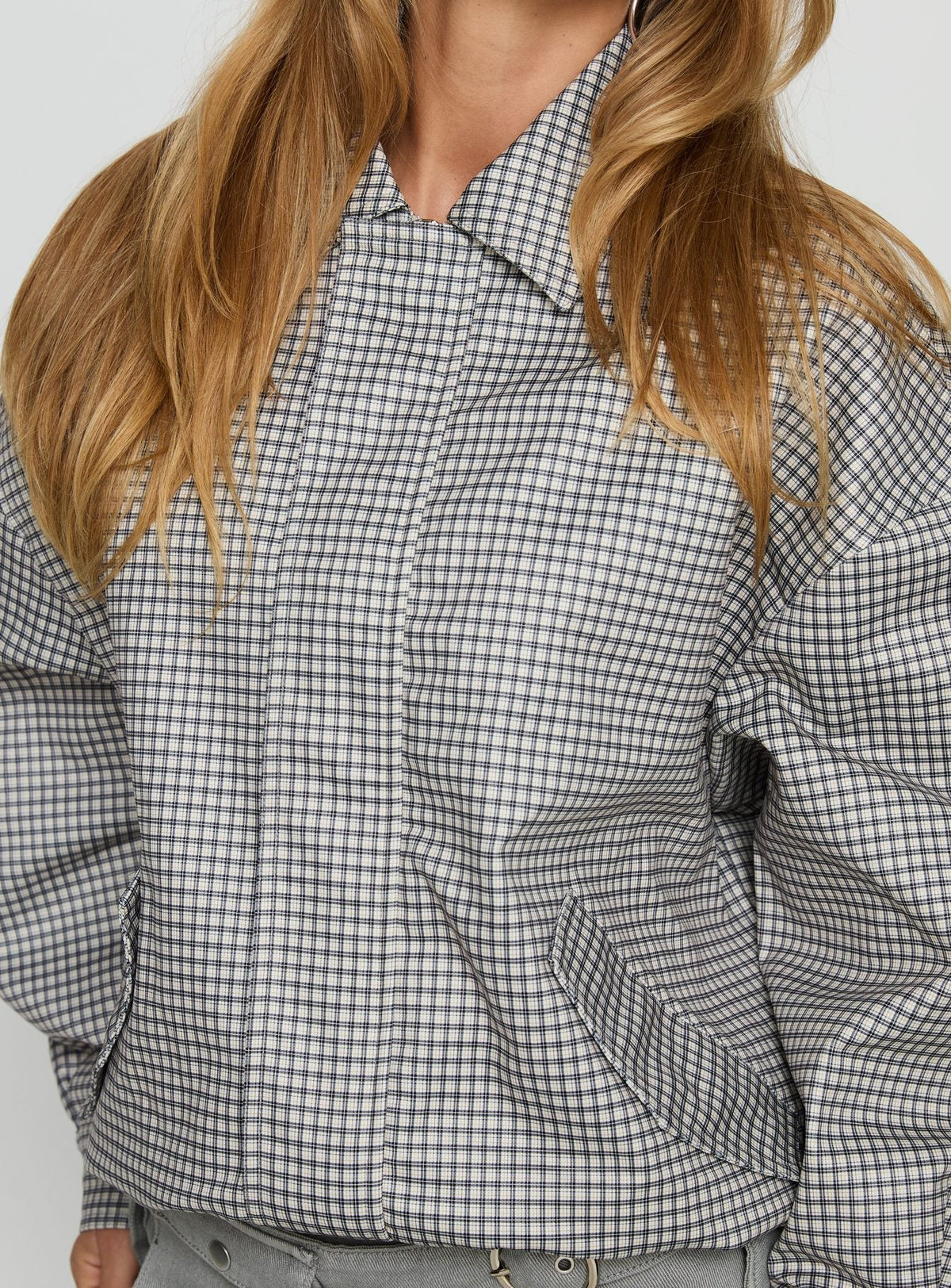 Chaqueta Bomber Kenny de cuadros color crema