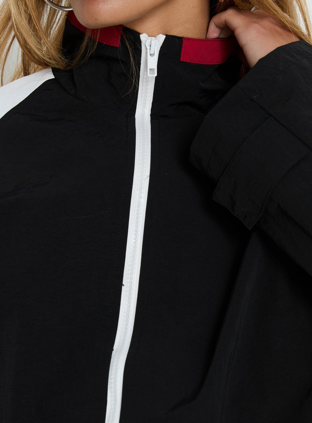 Cortavientos Shoreline Negro / Blanco