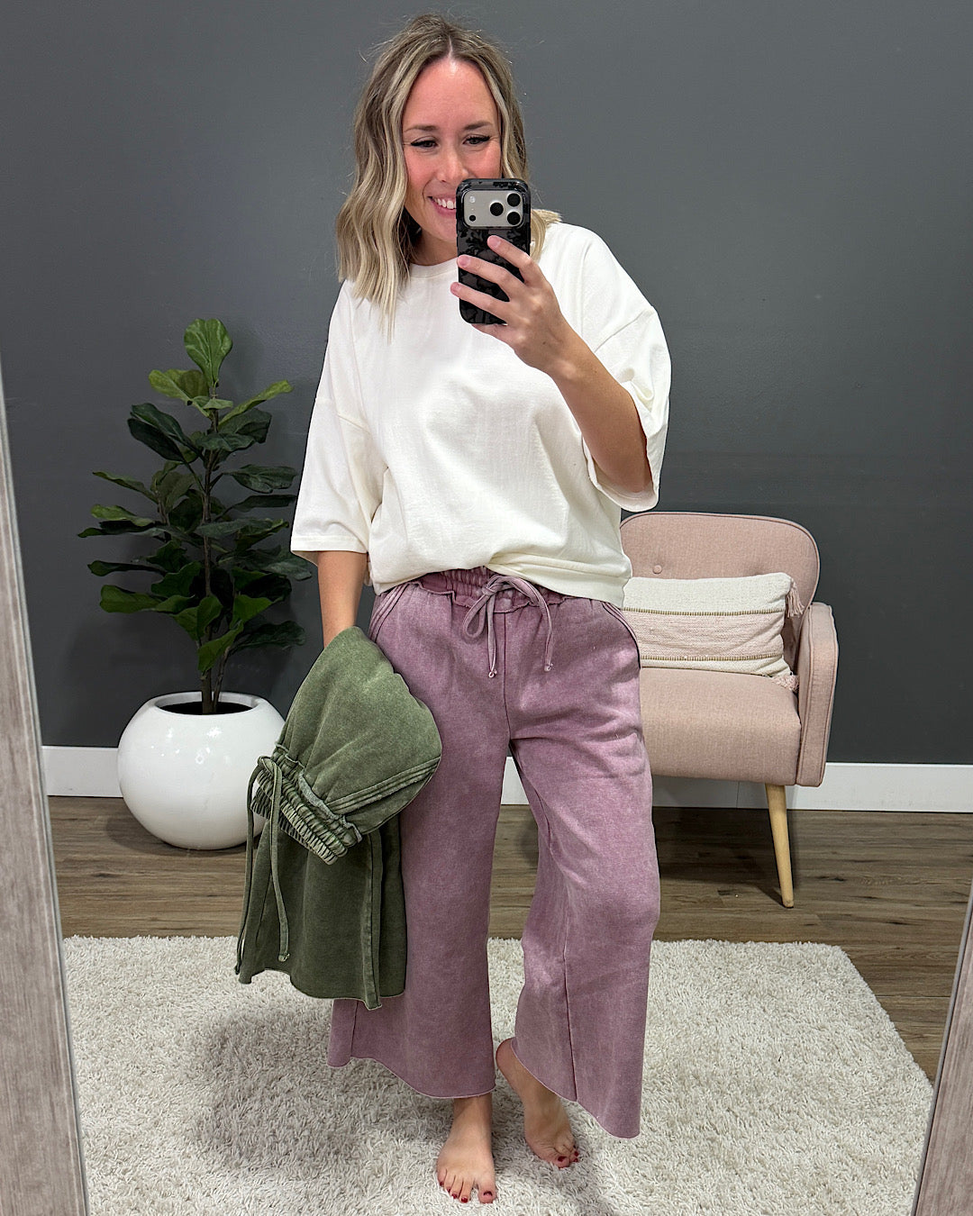 ¡NUEVO! Pantalón cómodo de pierna ancha y corte cropped - Oliva claro