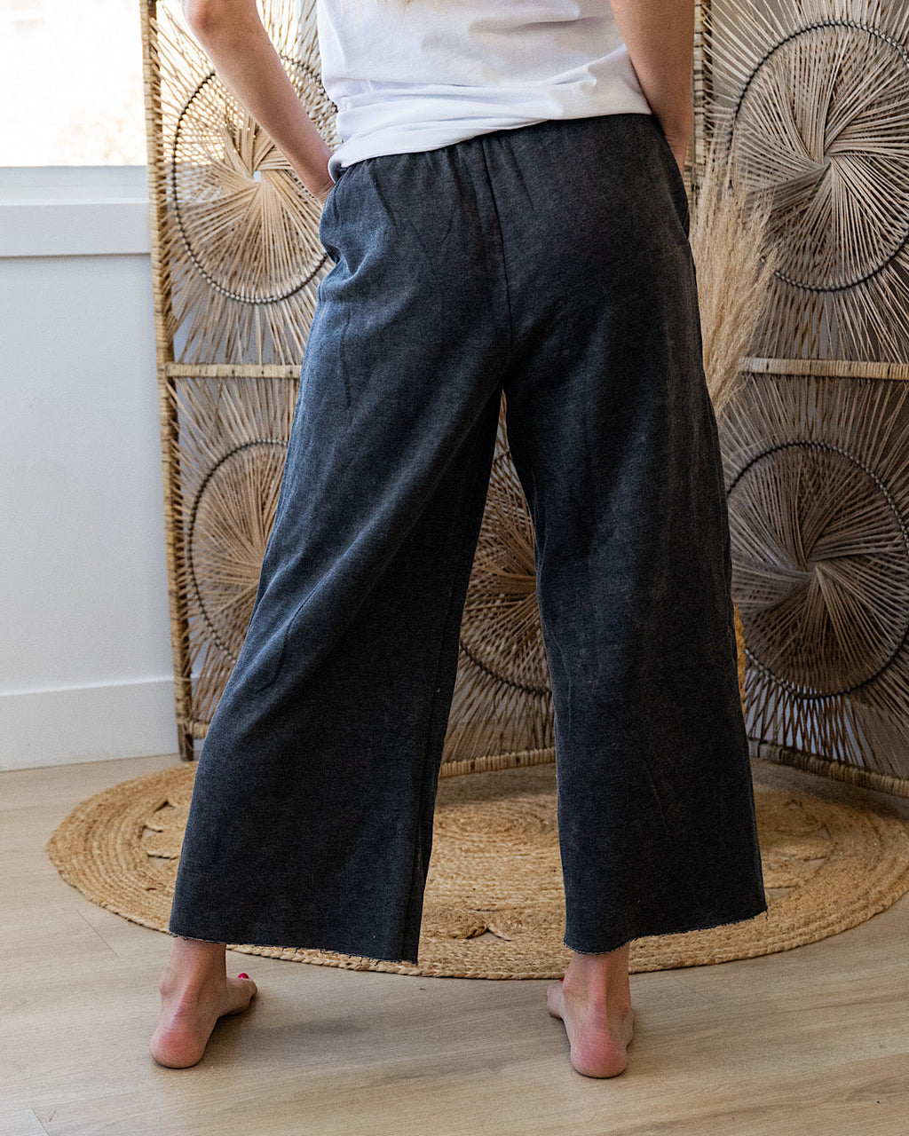 Pantalones anchos y cortos cómodos - Negro ceniza