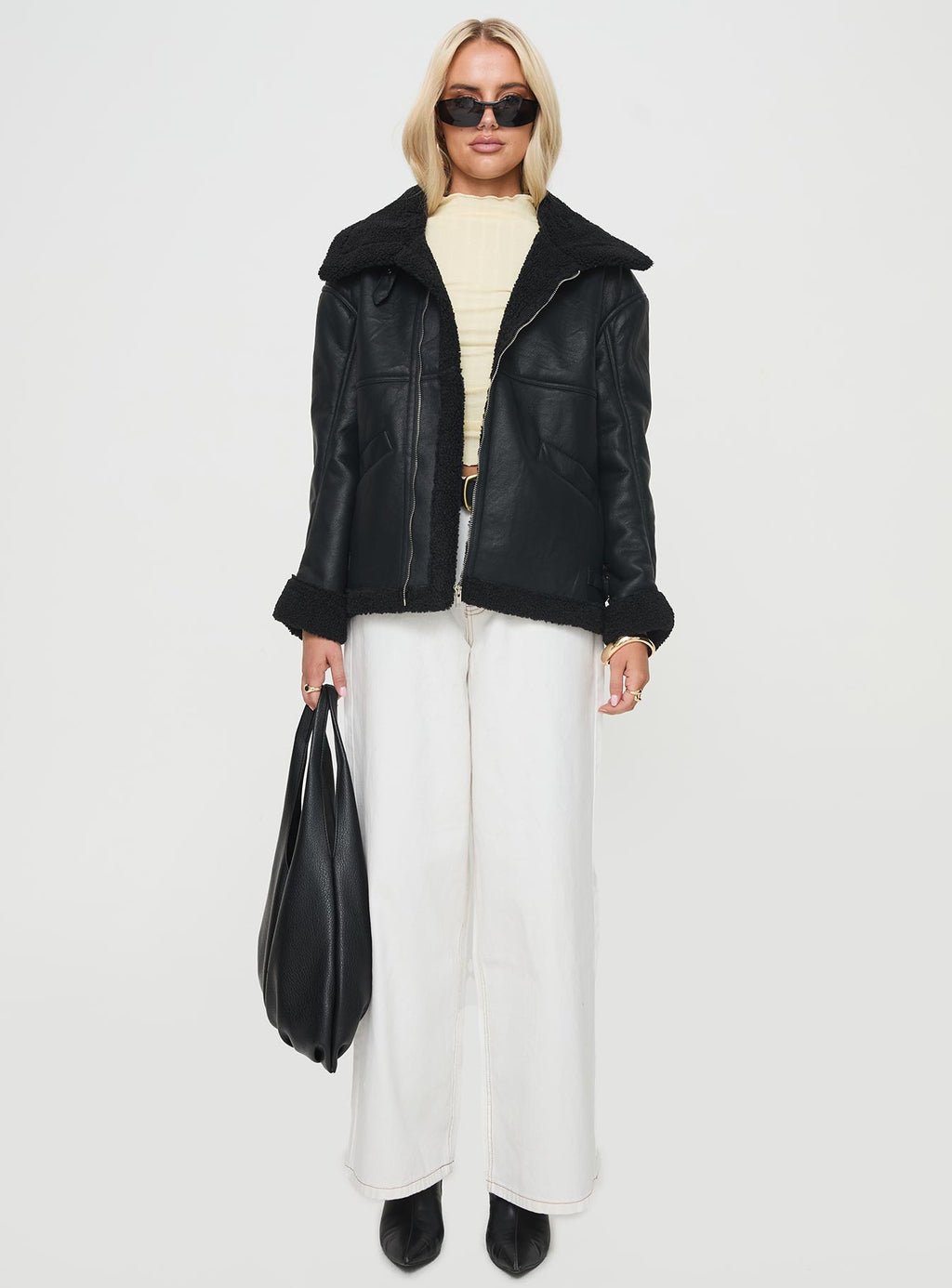 Chaqueta de borrego Jadu negra