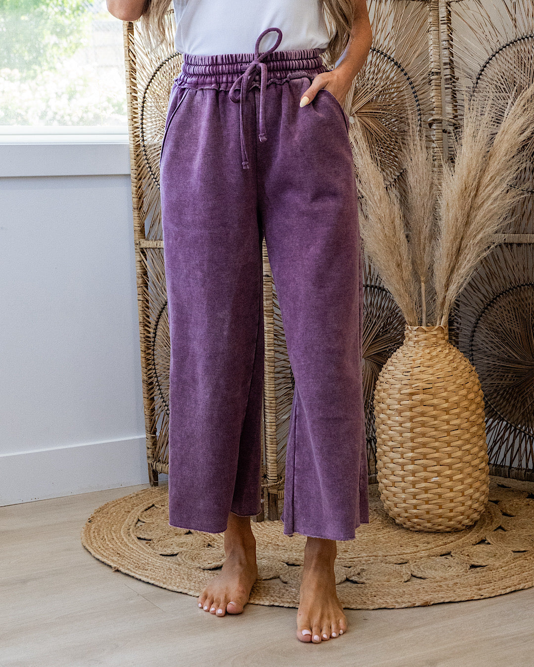Pantalones anchos tipo cropped cómodos - Berenjena