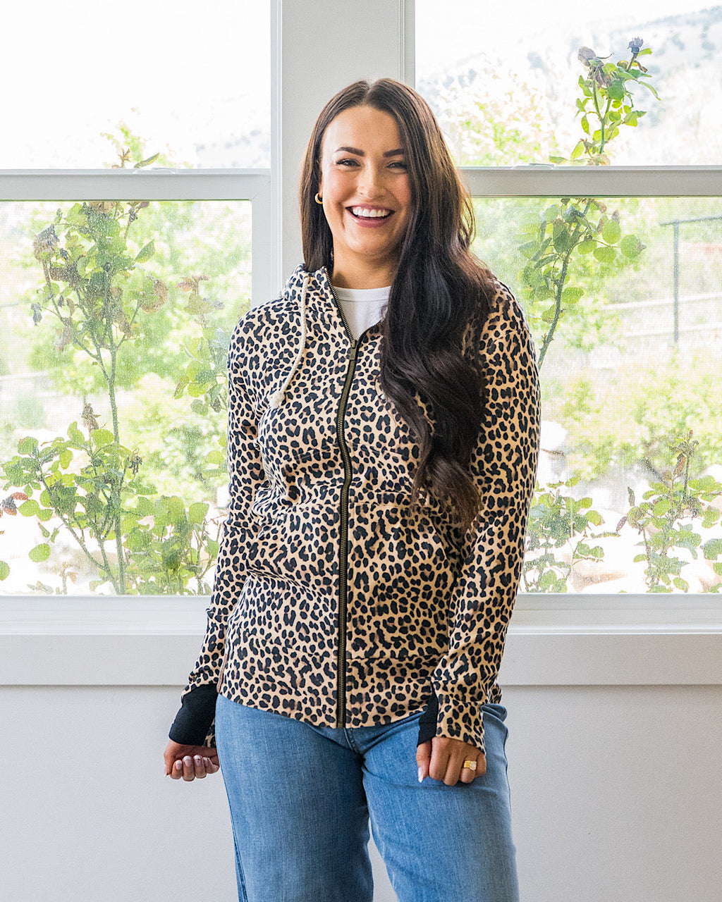 ¡NUEVO! Sudadera con cremallera completa Wild & Wanderlust de Ampersand Ave