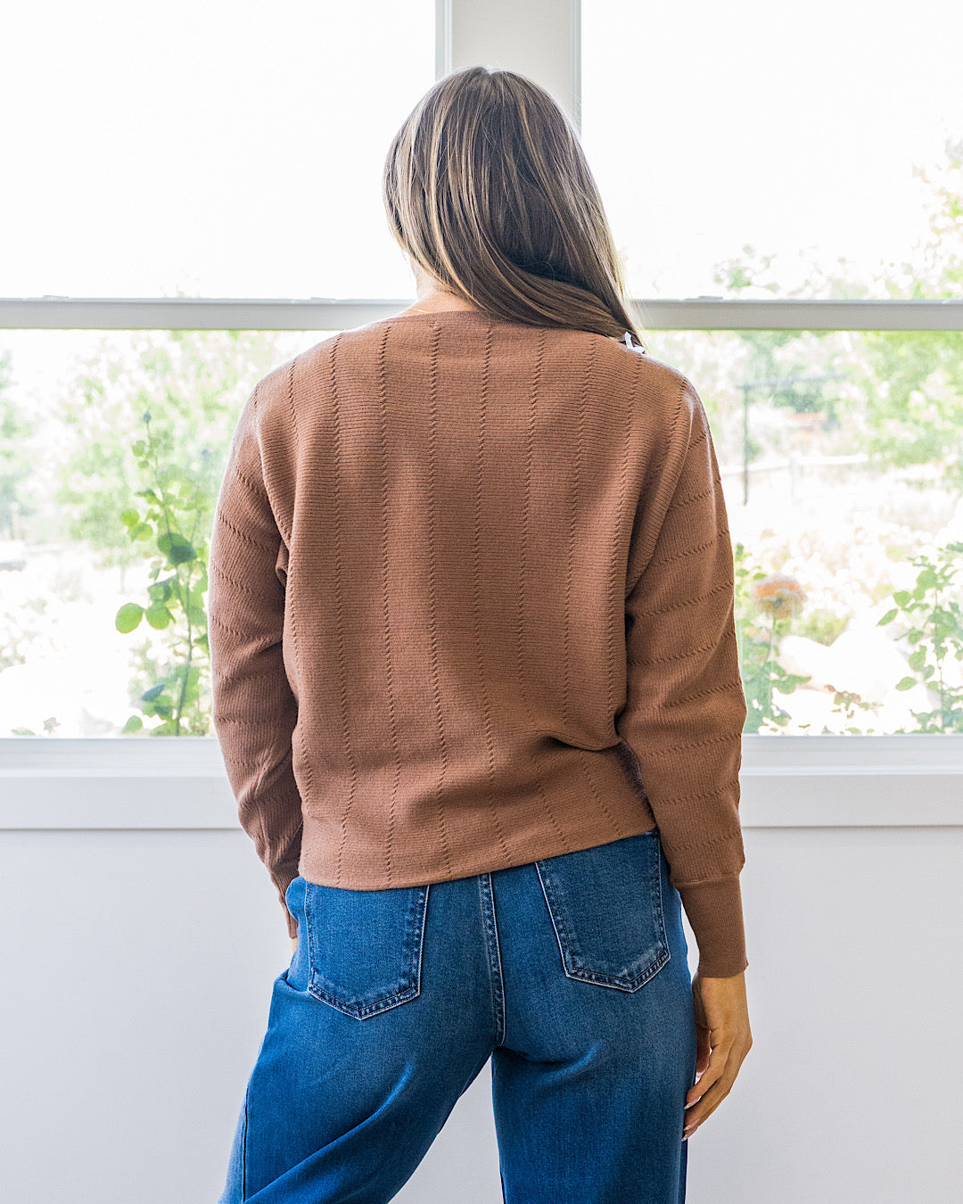 Suéter texturizado con mangas dolman Adalyn - Mocha