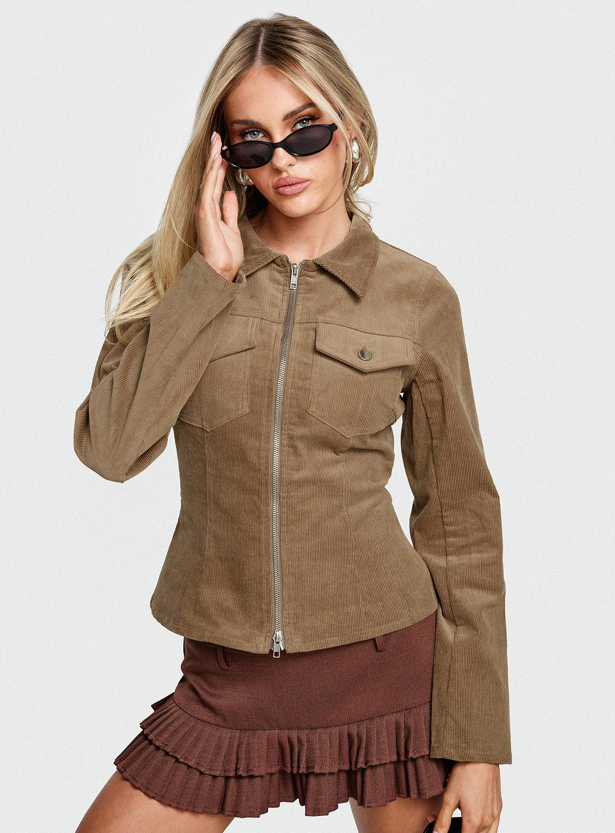 Chaqueta Rohana color nogal