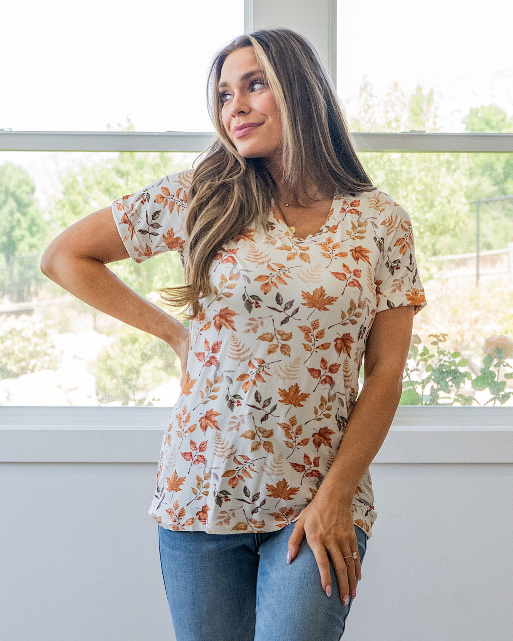Top con cuello en V Sophie - Hojas de otoño