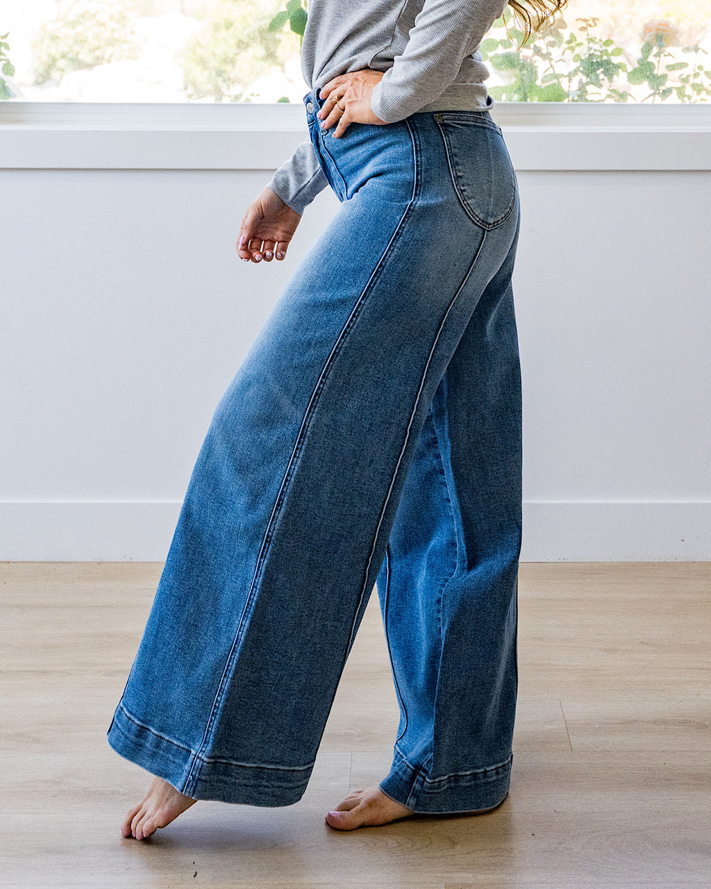¡NUEVO! Jeans de pierna ancha con costura frontal Judy Blue Hattie - Cortos, regulares y largos