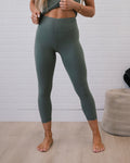 Leggings capri deportivos Rae Mode - Oliva claro
