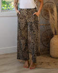 Jeans de pana de pierna ancha con estampado de leopardo Zoe de KanCan VENTA FINAL