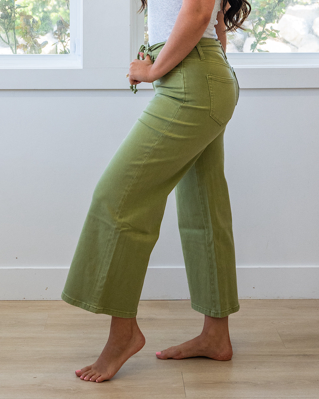 Jeans anchos cortos Vervet Kacie - Eucalyptus