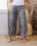 Jeans KanCan tipo barrel con estampado de leopardo EN OFERTA