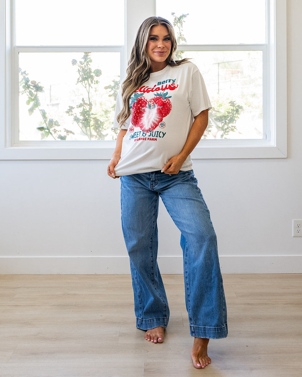 Camiseta color marfil Berry Delicious
