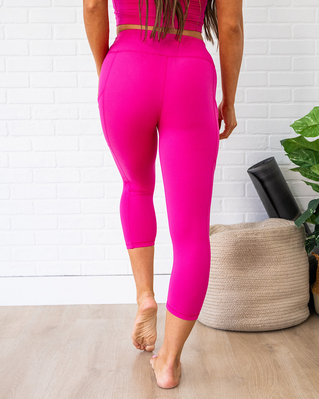 Leggings cortos de cintura alta Rae Mode - Rosa sónico