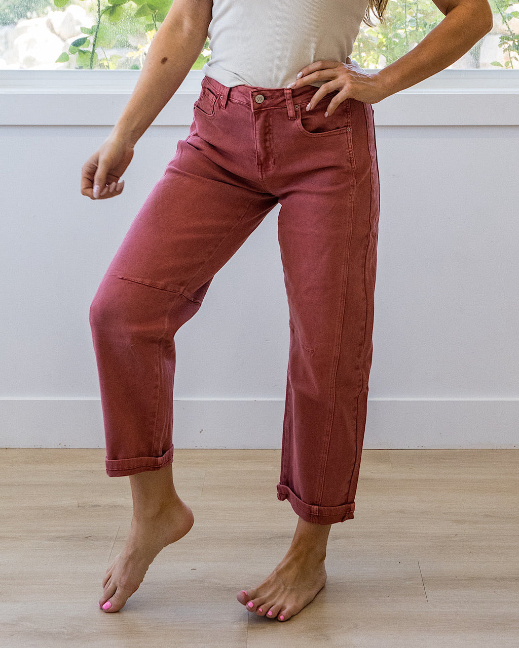¡NUEVO! Jeans Alexandra corte barril sin desgaste - Cabernet
